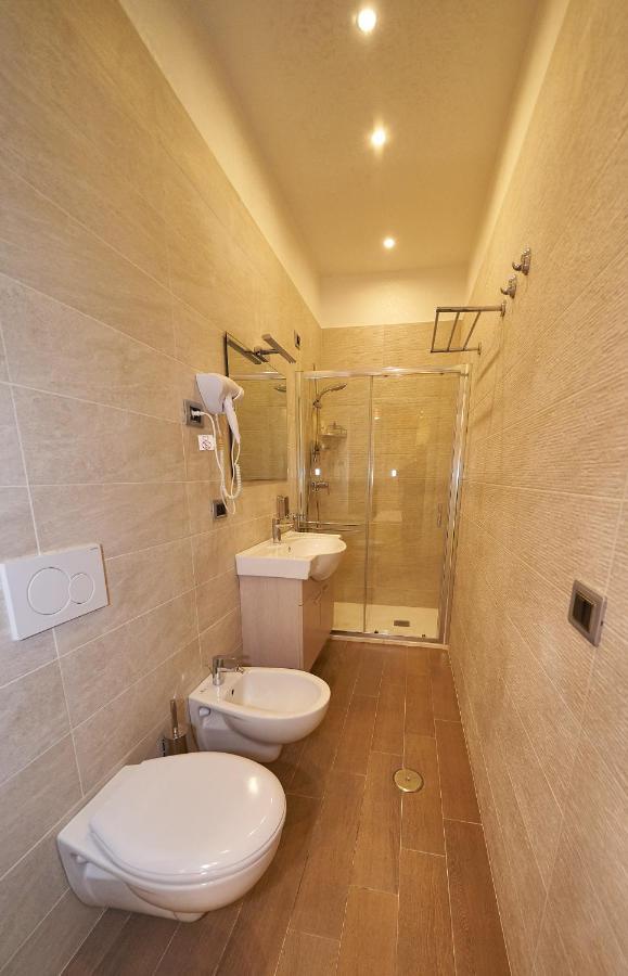 B&B Mary Grace Rossano Stazione Bagian luar foto